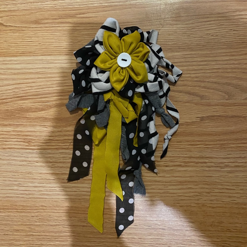 Flower Pin